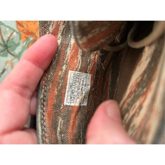 TOMS Tan Taupe Suede Desert Wedges Bootie Heels, Size 7 - Picture 8 of 10